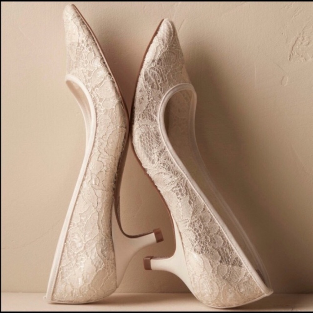 Darcy White / Ivory Lace Bridal Heels